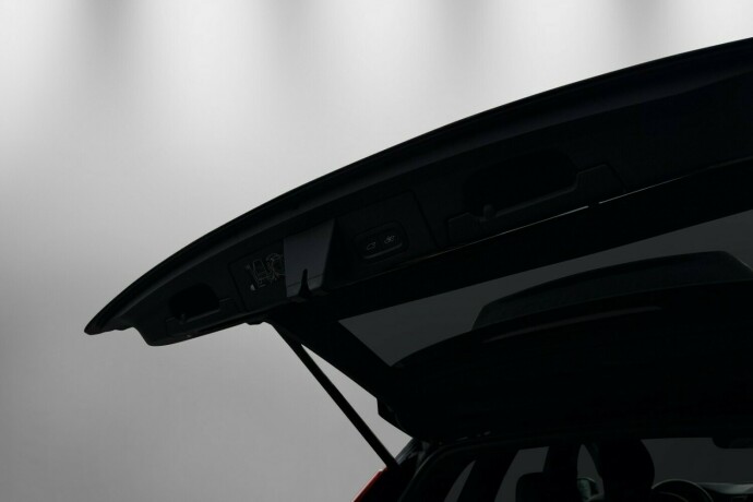 volvo-xc-60-elektrisitetbensin-2020-big-12
