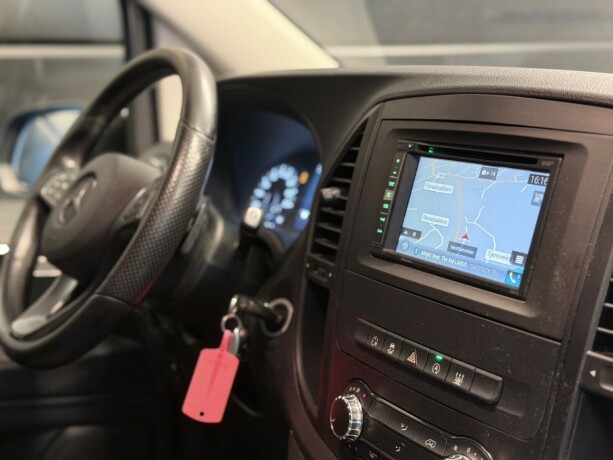 mercedes-benz-vito-diesel-2018-big-13