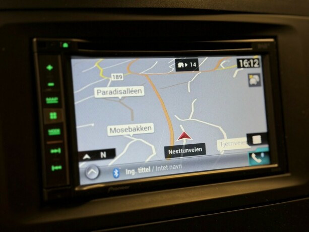 mercedes-benz-vito-diesel-2018-big-19