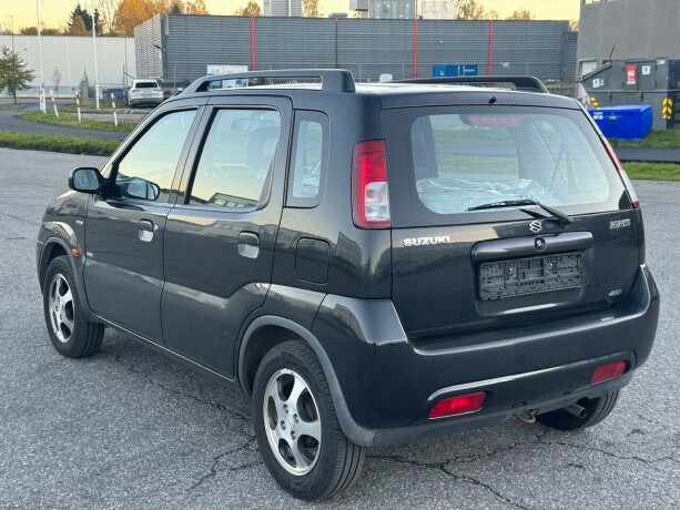 suzuki-ignis-bensin-2003-big-4