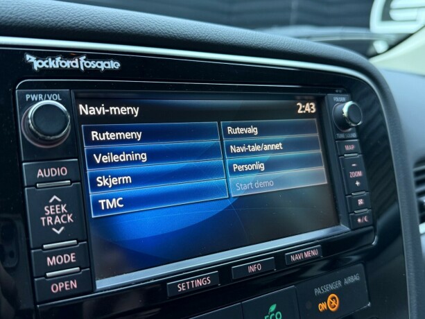 mitsubishi-outlander-elektrisitetbensin-2014-big-22
