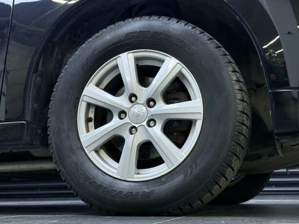 mitsubishi-outlander-elektrisitetbensin-2014-big-7