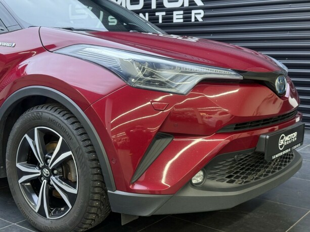 toyota-c-hr-elektrisitetbensin-2019-big-2