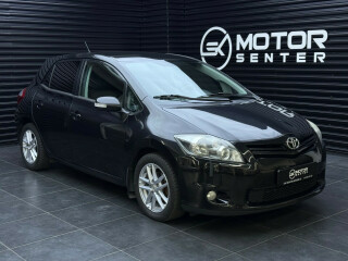 Toyota | Auris | Diesel | 2011