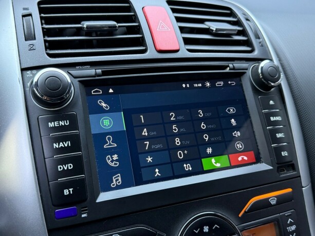 toyota-auris-diesel-2011-big-15