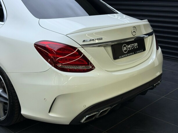mercedes-benz-c-klasse-bensin-2016-big-5