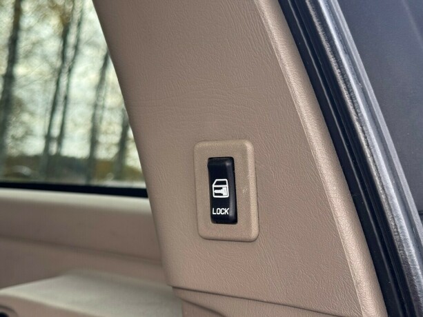 gmc-yukon-bensin-2001-big-16