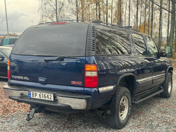 gmc-yukon-bensin-2001-big-7