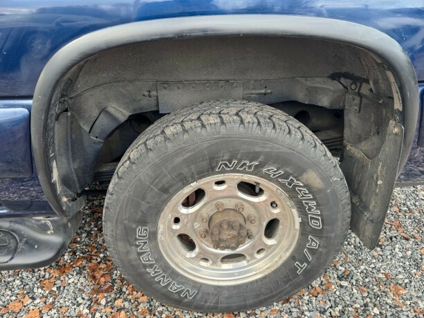 gmc-yukon-bensin-2001-big-26