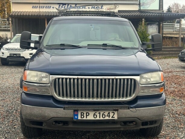 gmc-yukon-bensin-2001-big-2