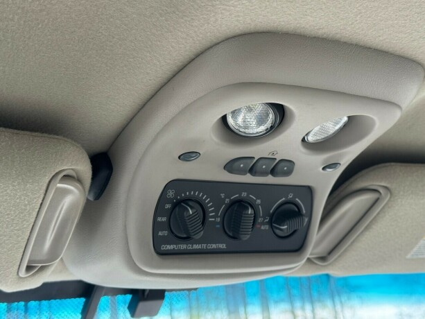 gmc-yukon-bensin-2001-big-23