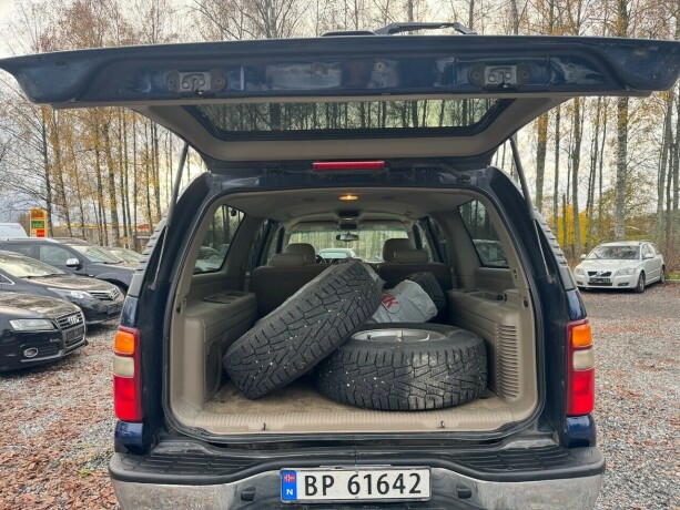 gmc-yukon-bensin-2001-big-13