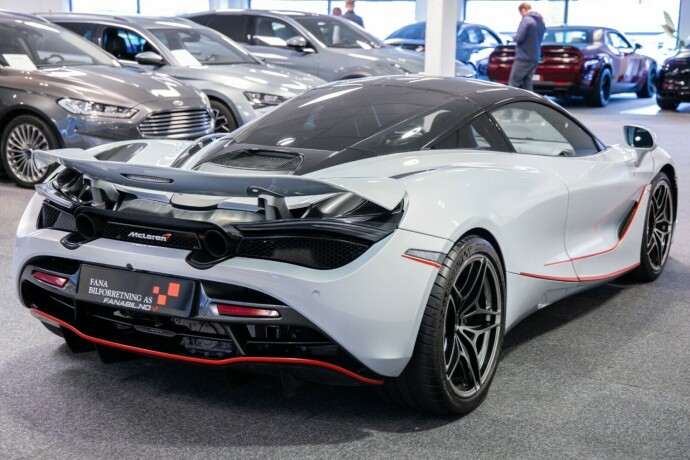 mclaren-720s-bensin-2017-big-2