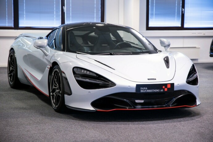 mclaren-720s-bensin-2017-big-3