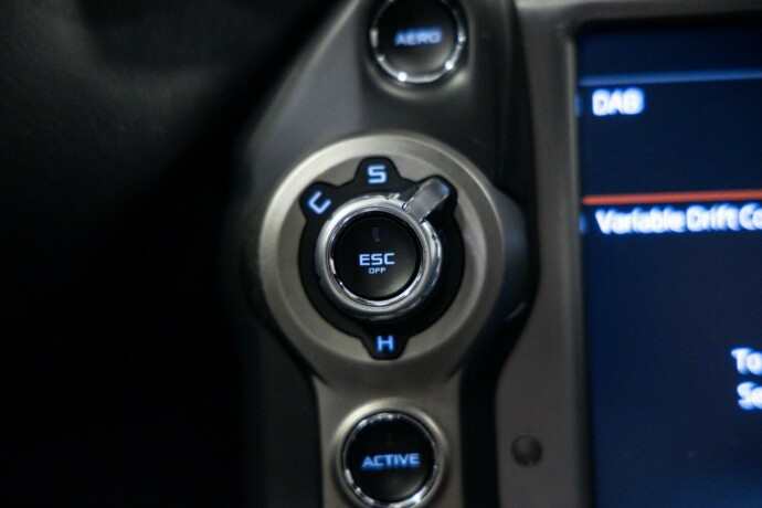 mclaren-720s-bensin-2017-big-13