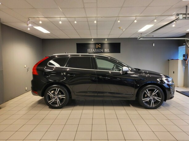 volvo-xc-60-diesel-2017-big-3