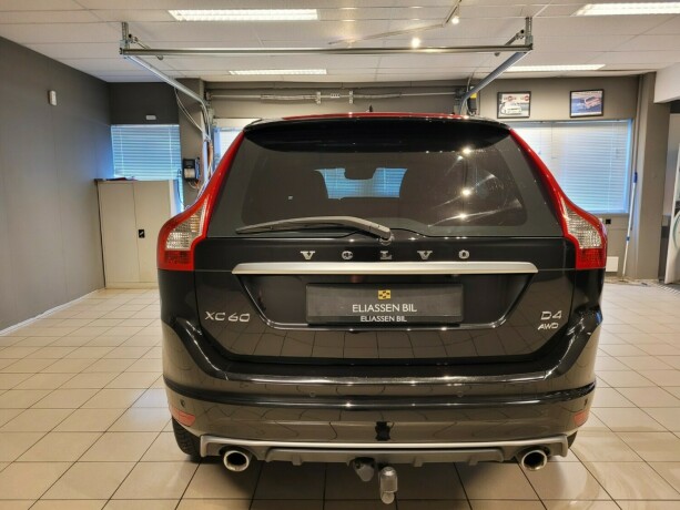 volvo-xc-60-diesel-2017-big-7