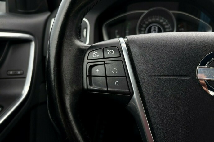 volvo-s60-bensin-2014-big-21