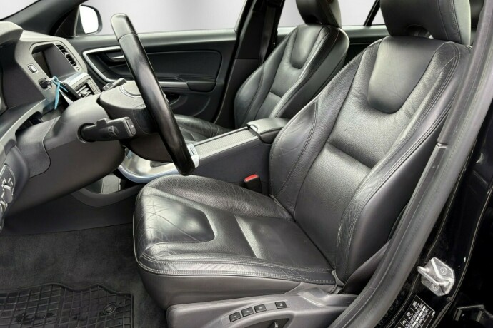 volvo-s60-bensin-2014-big-17