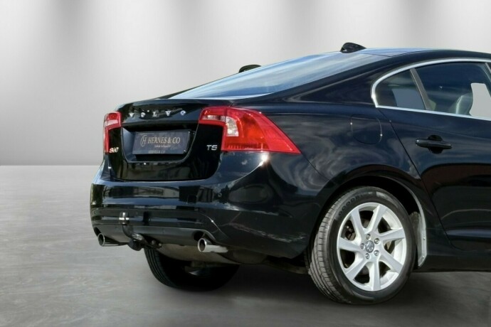volvo-s60-bensin-2014-big-10
