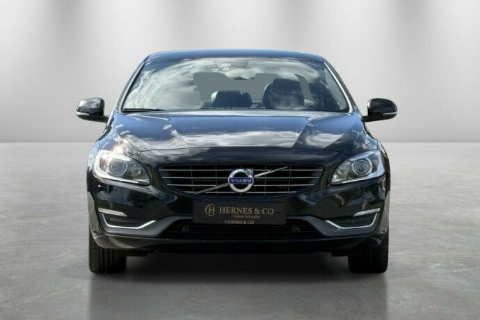 volvo-s60-bensin-2014-big-3
