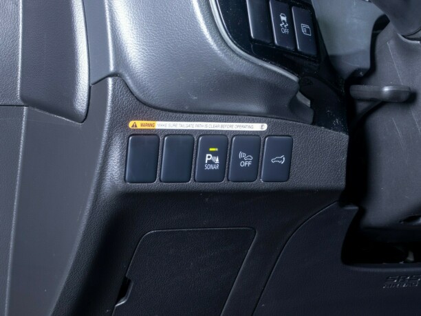 mitsubishi-outlander-elektrisitetbensin-2016-big-25
