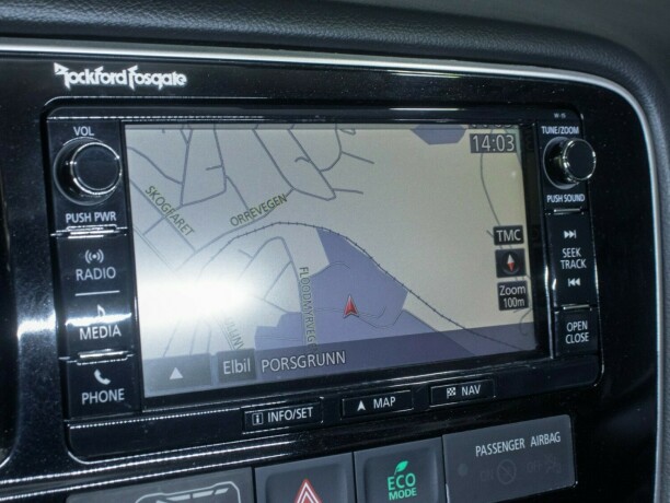 mitsubishi-outlander-elektrisitetbensin-2016-big-37