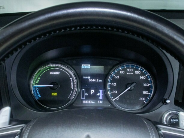 mitsubishi-outlander-elektrisitetbensin-2016-big-26