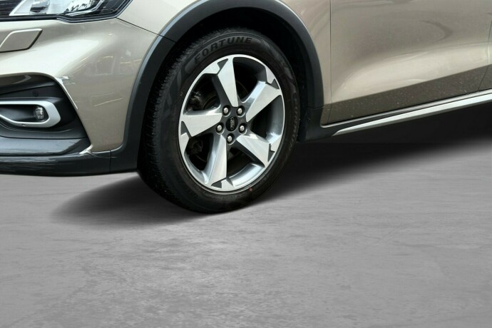 ford-focus-bensin-2019-big-11
