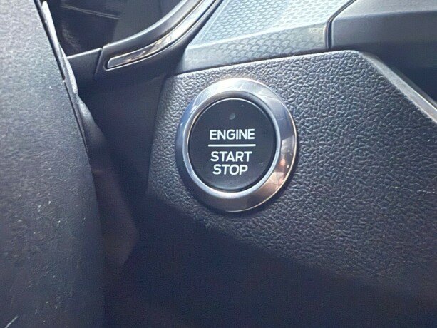 ford-focus-bensin-2019-big-21