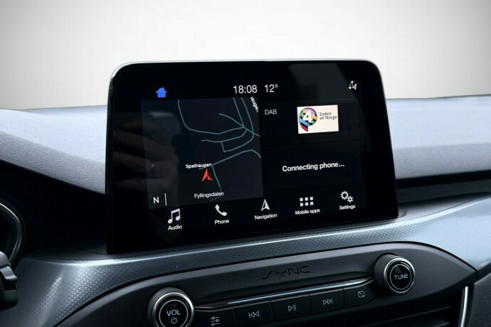 ford-focus-bensin-2019-big-29