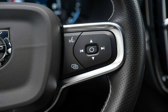 volvo-xc-40-elektrisitetbensin-2020-big-16