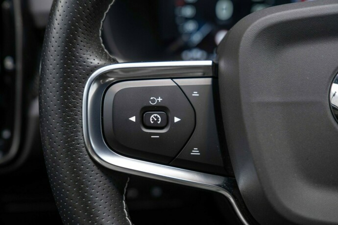 volvo-xc-40-elektrisitetbensin-2020-big-15