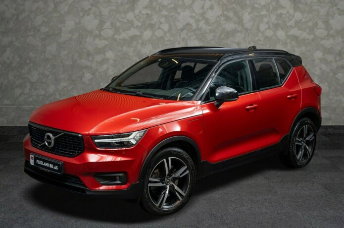volvo-xc-40-elektrisitetbensin-2020-big-1