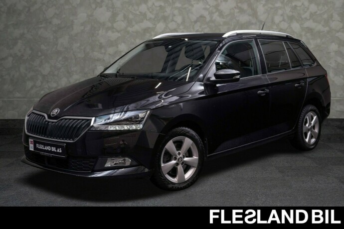 skoda-fabia-bensin-2021-big-0