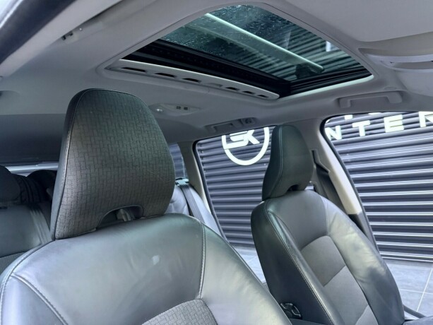 volvo-v70-diesel-2013-big-26