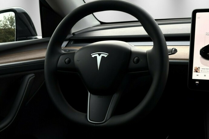tesla-model-y-elektrisitet-2025-big-19