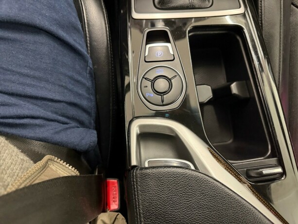 hyundai-i40-diesel-2012-big-13
