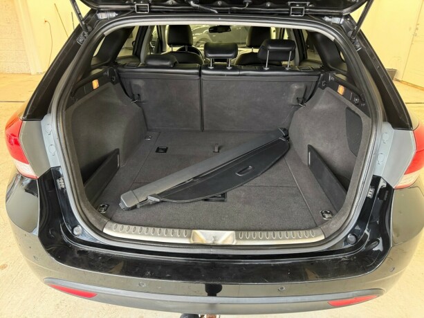 hyundai-i40-diesel-2012-big-19