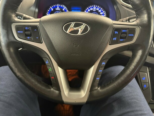 hyundai-i40-diesel-2012-big-9