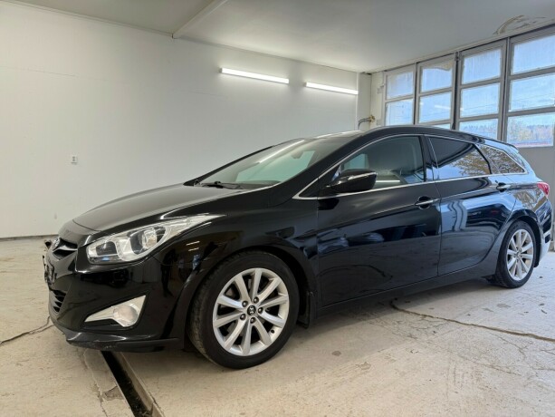 hyundai-i40-diesel-2012-big-2