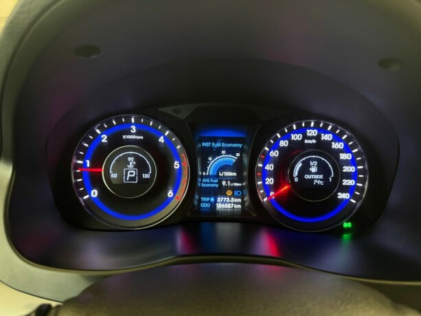 hyundai-i40-diesel-2012-big-10