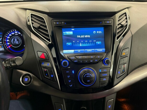 hyundai-i40-diesel-2012-big-11