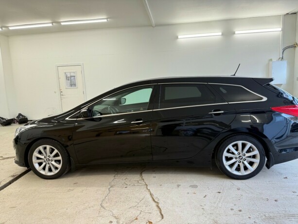 hyundai-i40-diesel-2012-big-3