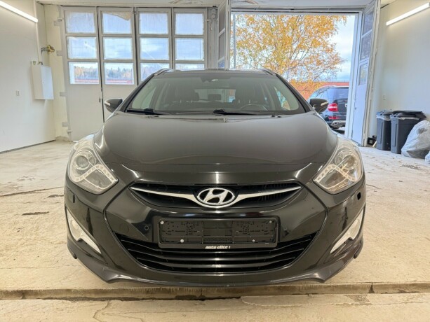 hyundai-i40-diesel-2012-big-1