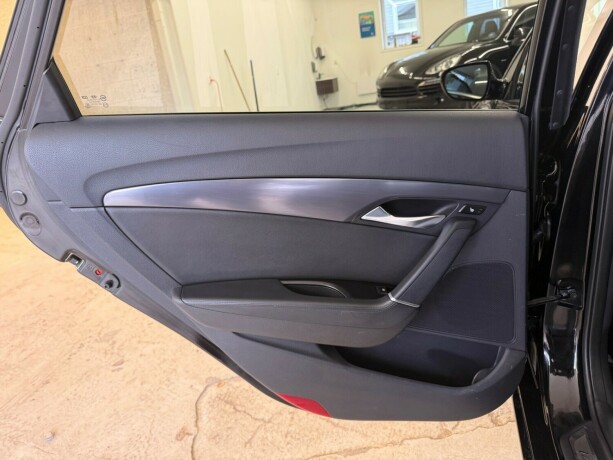 hyundai-i40-diesel-2012-big-21