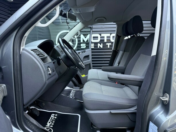 volkswagen-caravelle-diesel-2015-big-21
