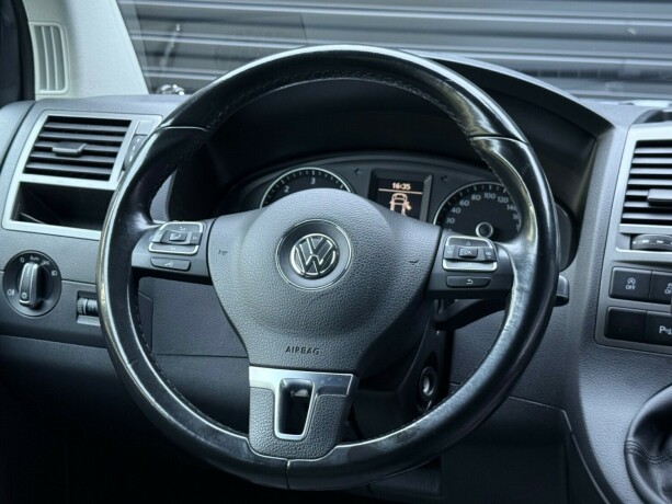volkswagen-caravelle-diesel-2015-big-10