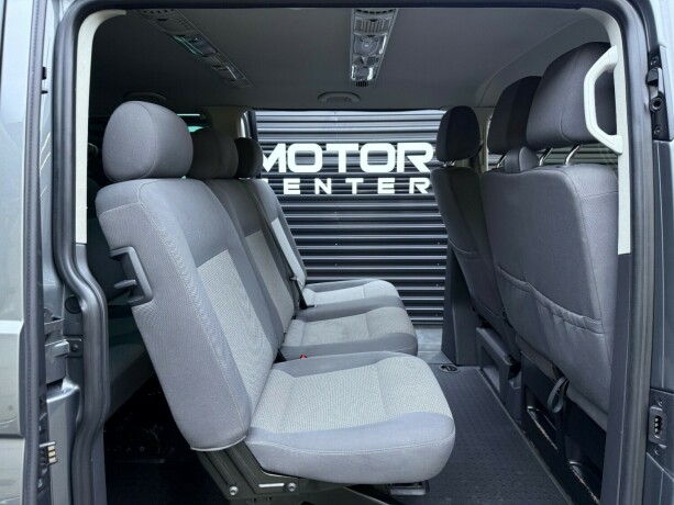 volkswagen-caravelle-diesel-2015-big-24