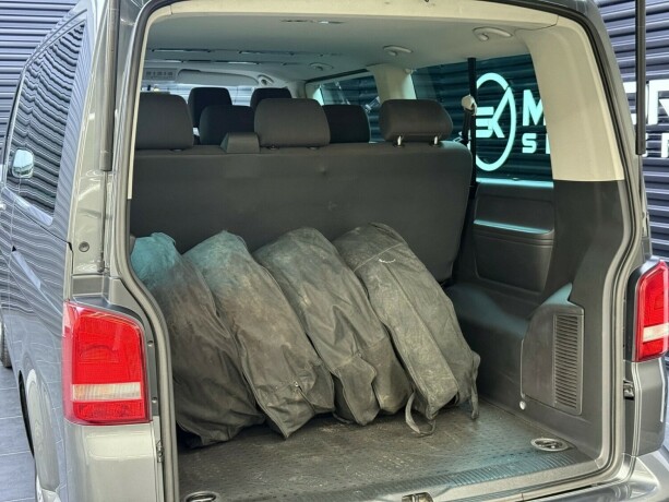 volkswagen-caravelle-diesel-2015-big-27